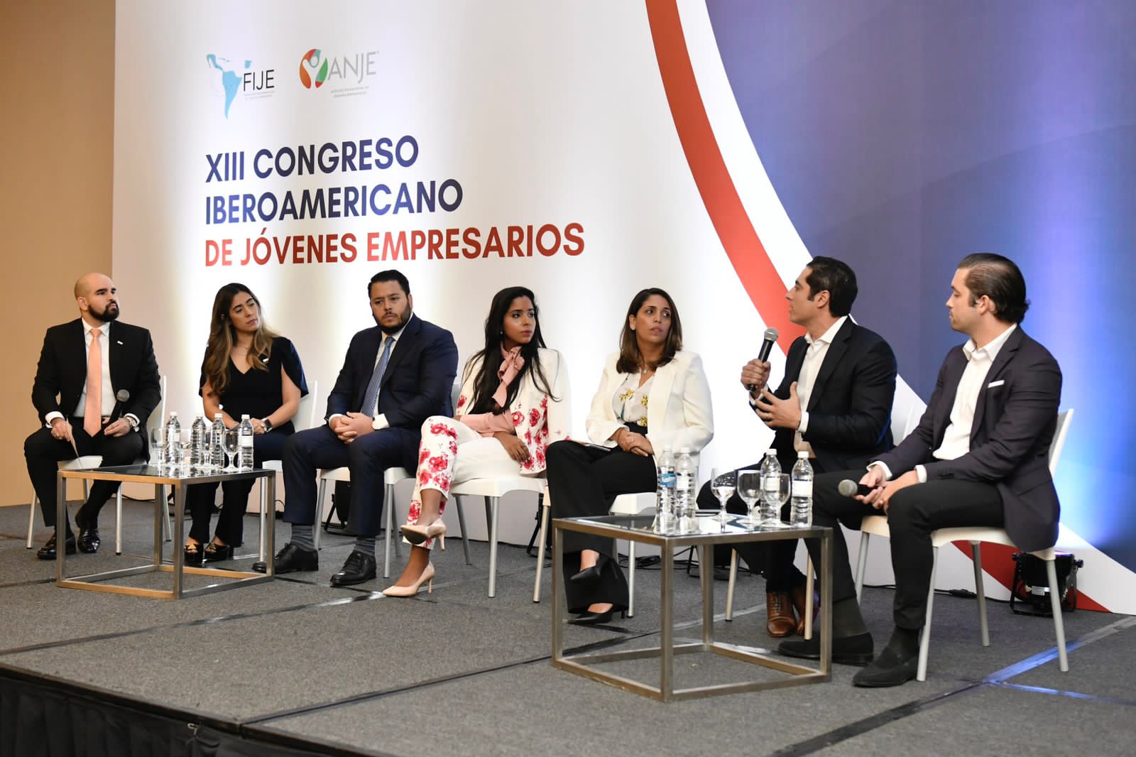 RD acoge a Jóvenes Empresarios de Iberoamérica en congreso CIJE 2023