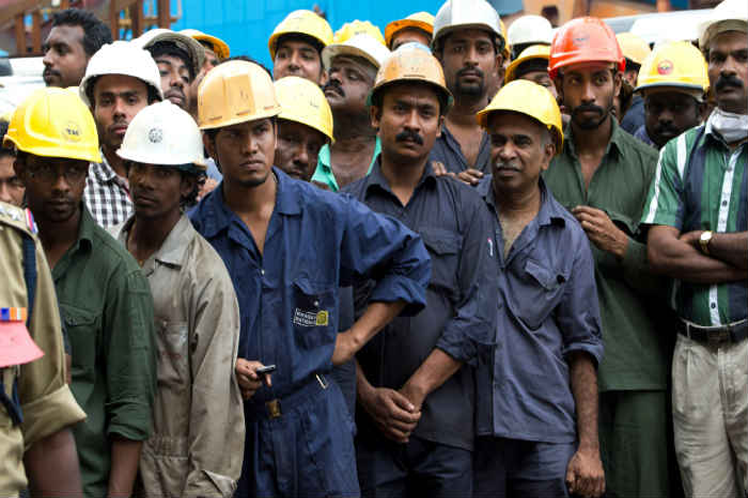 Reforman leyes laborales en la India con el fin de aumentar la productividad