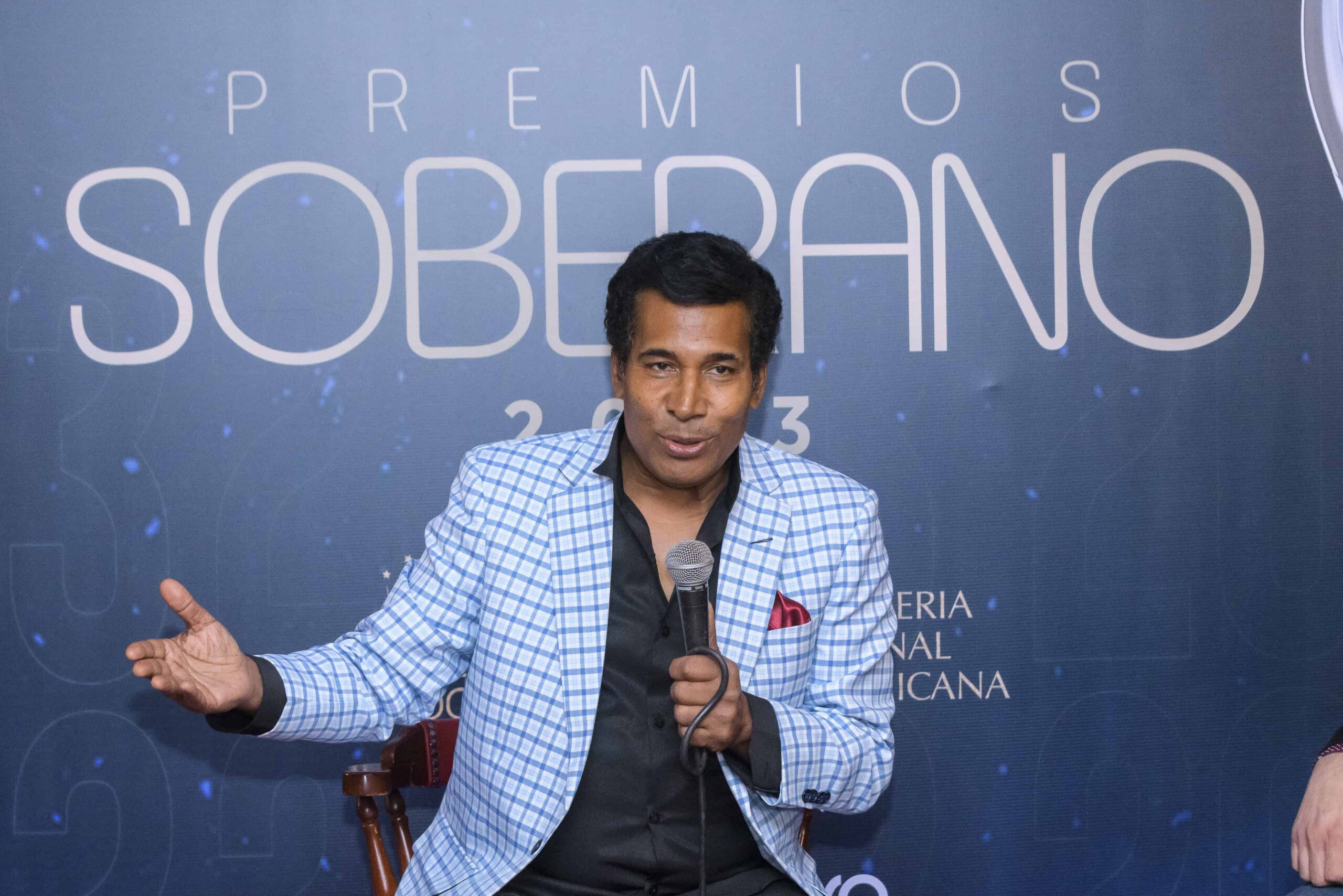 Julio Sabala: «A mí me contrataron para que pusiera la sal, la pimienta como lo establecí»