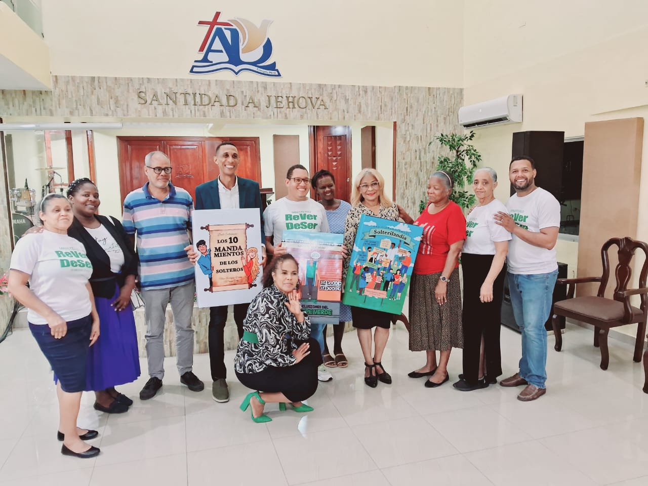 Nelson Rodríguez lanza tres libros de humor