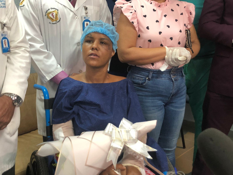 Ana Karina Ramos continúa en el hospital