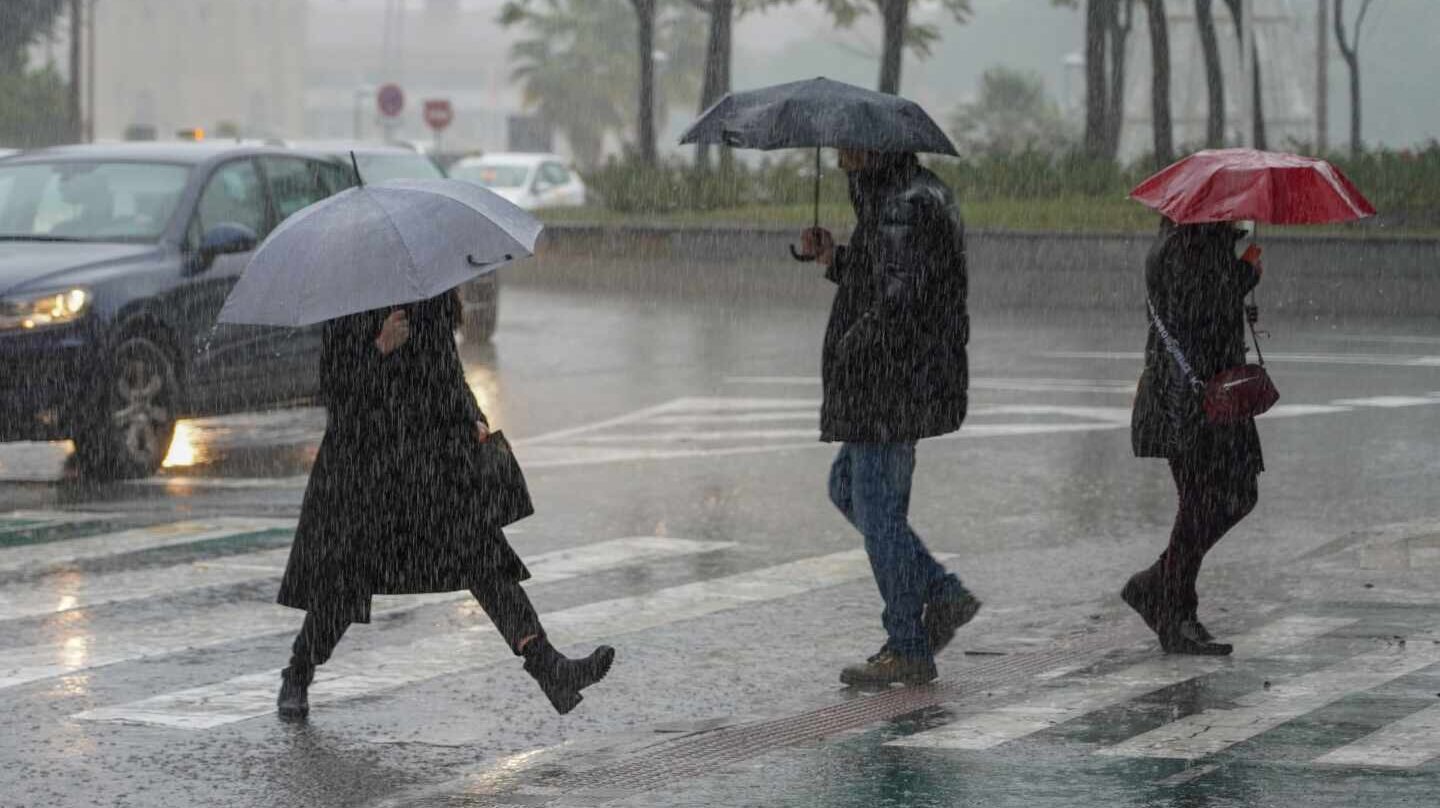 Se esperan aguaceros, tronadas y ráfagas de viento en varias provincias del país