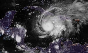 Huracán Melissa: Cuba declara fase de alarma en provincias orientales ante su avance