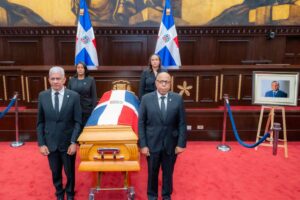 Congreso Nacional rinde honras fúnebres al ex senador Vicente Sánchez Baret