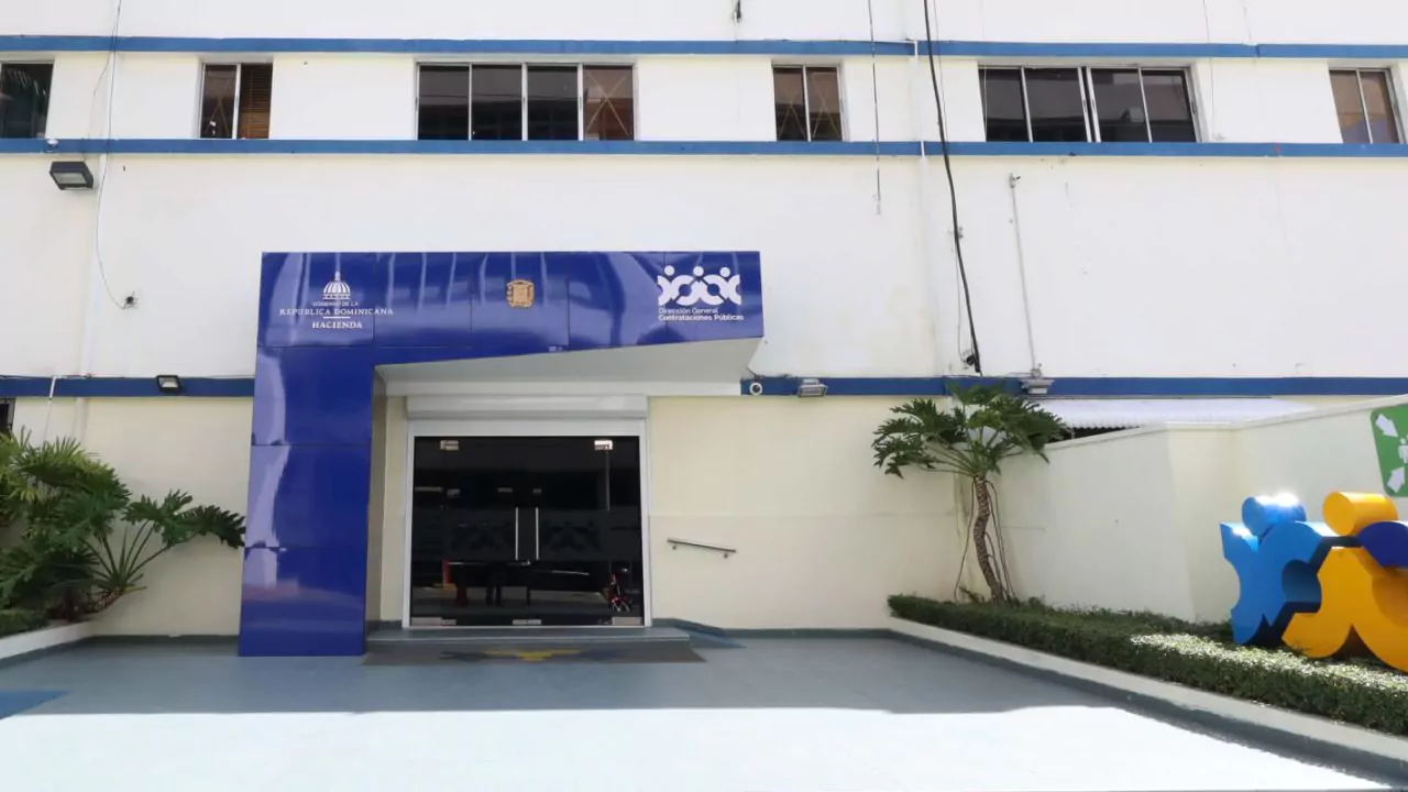 DGCP suspende licitación de RD$620 millones del Ayuntamiento de Azua por irregularidades graves